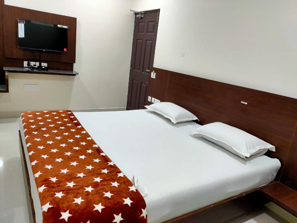 Hotel Sri Krishna Residency Eluru Exteriér fotografie